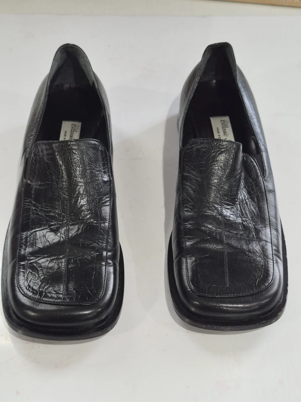 Classic Men's Black Leather Slip-On Loafers Size  10.5-11